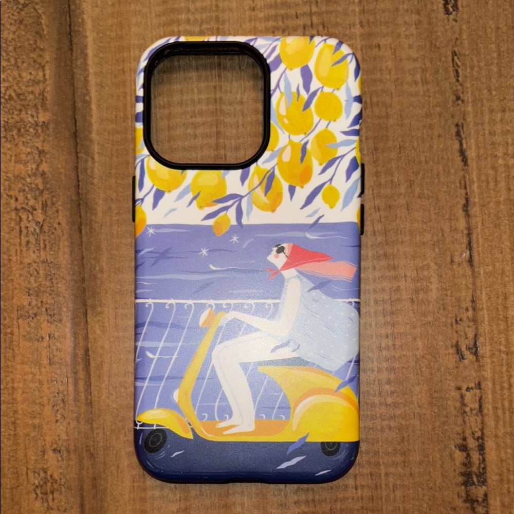 Stringberry MagSafe tough case Amalfi ride scooter Blue & Yellow iPhone 13Pro